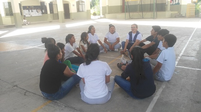 La capacitación está dirigida a niños, niñas y jóvenes de la Unidad Educativa Abelardo Moncayo.