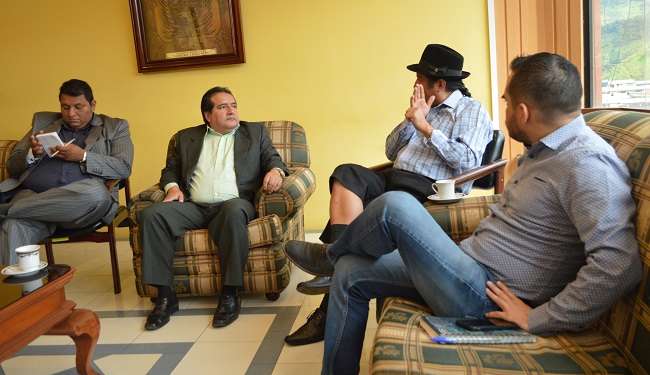 Gobernador se reunió con el prefecto de ZamoraChinchipe.