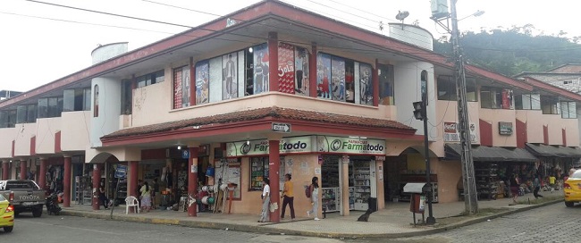 40 años celebra el centro comercial ciudad de Yantzaza.