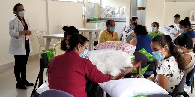 Los talleres fuero en: belleza, costura, tejido en mullo, gastronomía, carpintería, corte y confección, tejido en lana, electricidad