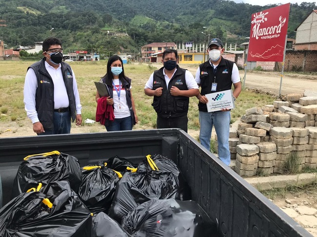 decomisaron 126 productos caducados y 99 sin registro sanitario, 20 cajetillas de cigarrillo sin timbre fiscal y 1.714 fármacos