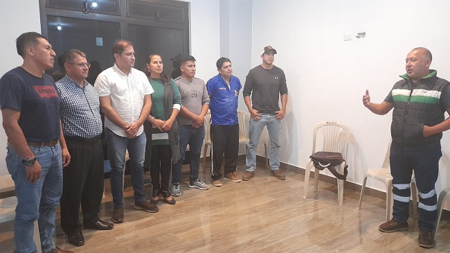 La primer reunión contó con la participación de profesionales de Centinela del Cóndor, Guayzimi, Yantaza y Zamora,