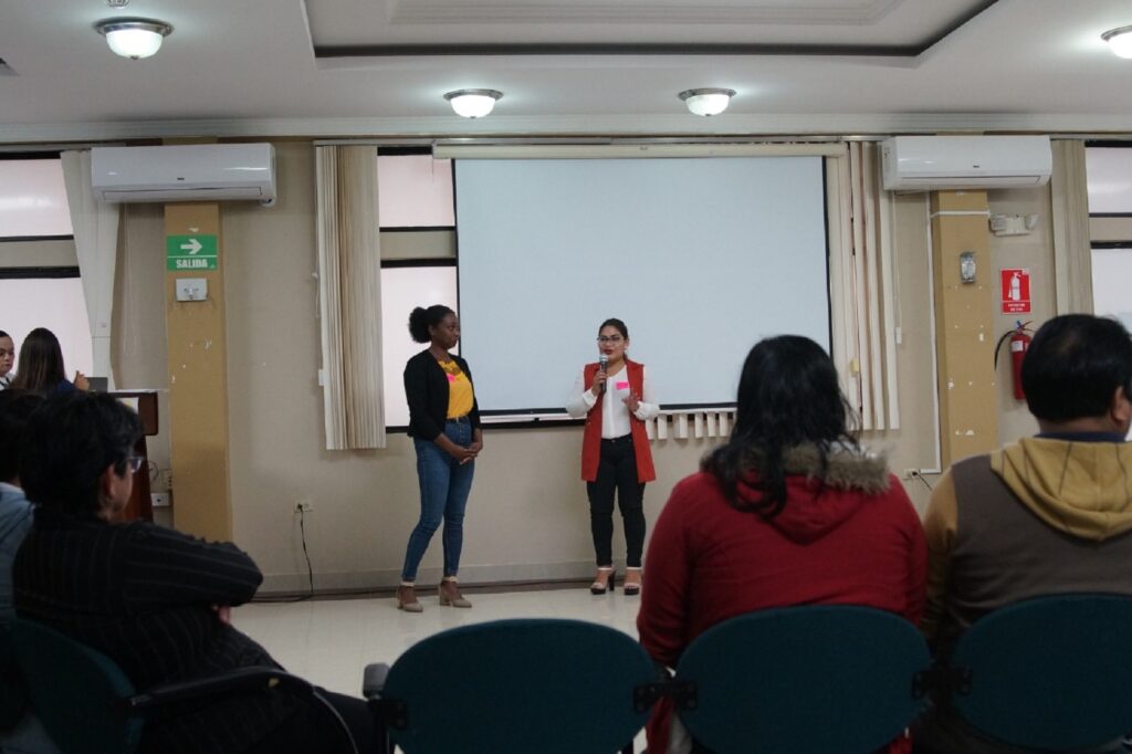 El taller estuvo dirigido a mujeres lideresas de organizaciones políticas y sociales