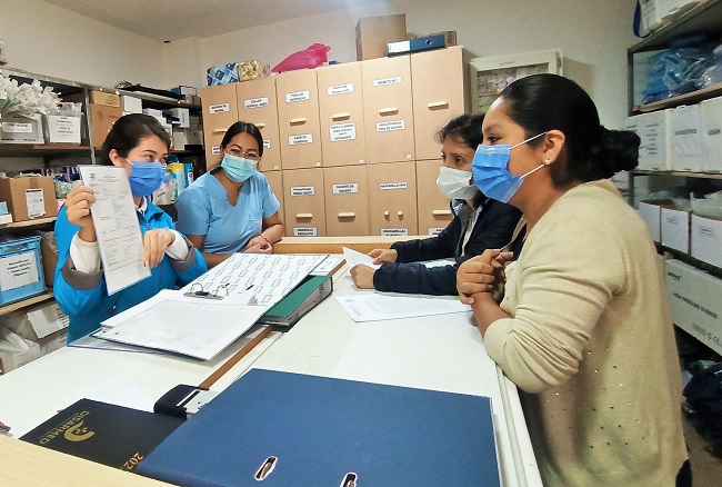 Durante el 2022, se han efectuado 125 reuniones de seguimiento con las Comisiones Técnicas de Farmacovigilancia