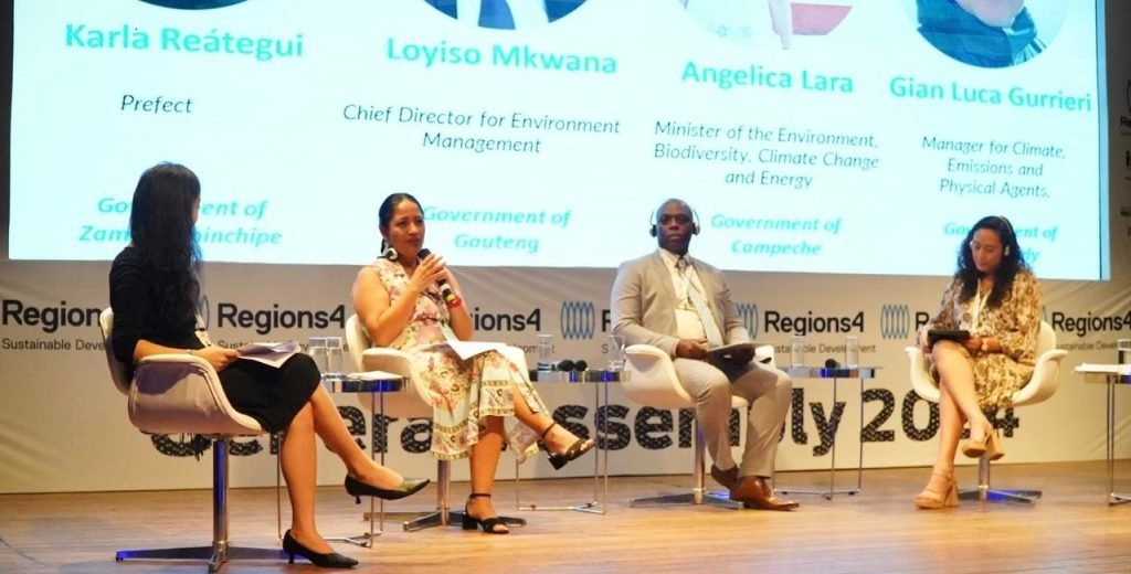 Karla Reátegui, Prefecta por Zamora Chinchipe participan de foro "Foro Internacional sobre Financiación de la Resiliencia”