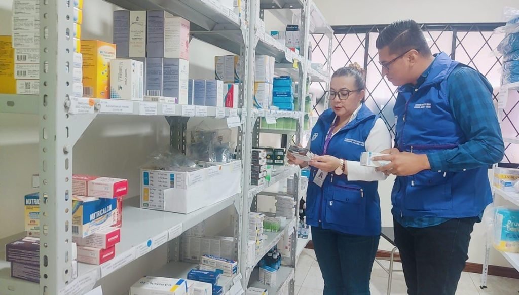 Las áreas beneficiadas son 51 unidades operativas de primer nivel, dos hospitales básicos y un general.