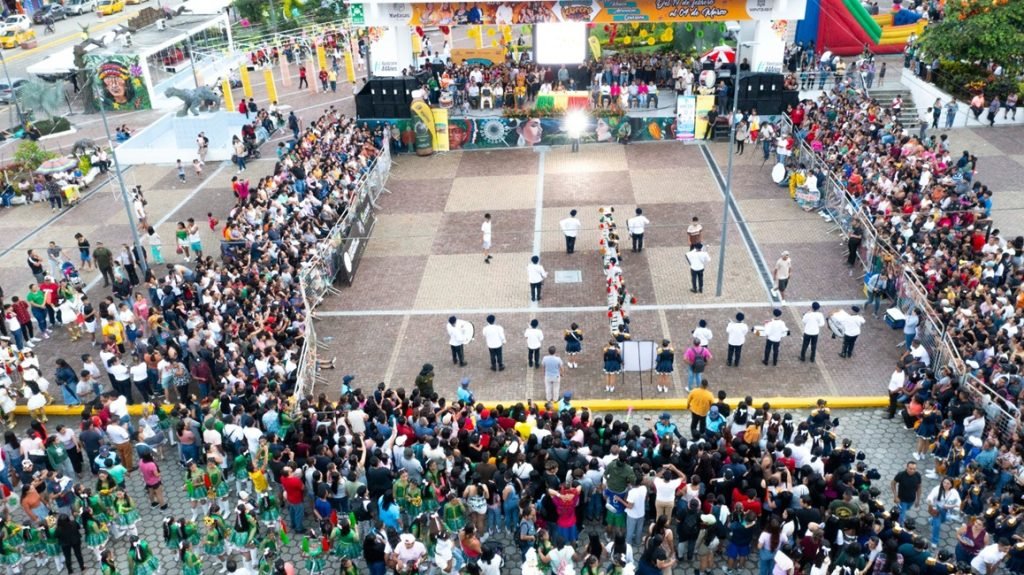 Primer Concurso de Bandas y Coreografías Estudiantiles 10 agrupaciones educativas, demostraron su talento, organización y creatividad.